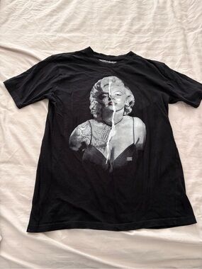 Black Graphic Marilyn Monroe Split-Image Women's Tee